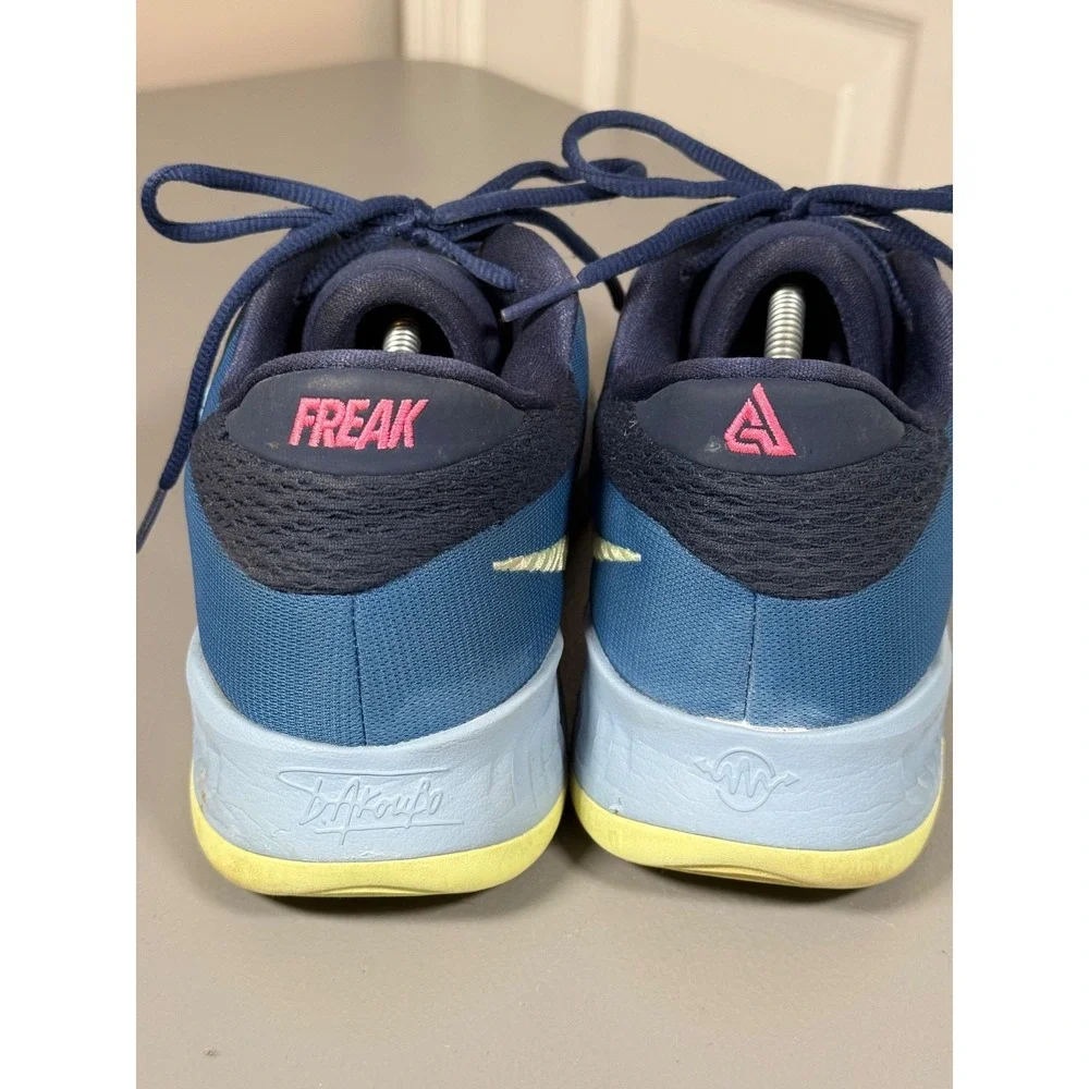 Mens 12 - Nike Zoom Freak 4 Basketball Shoes Unbelievable Blue Pink DO9680-400